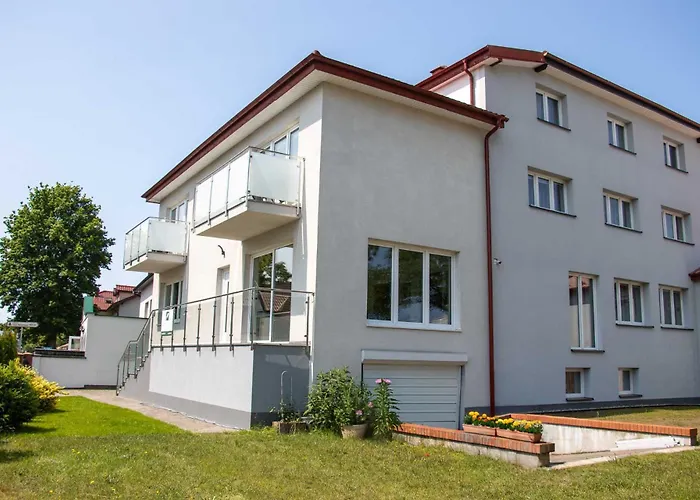 I Pod Debem Rowy (Pomerania)